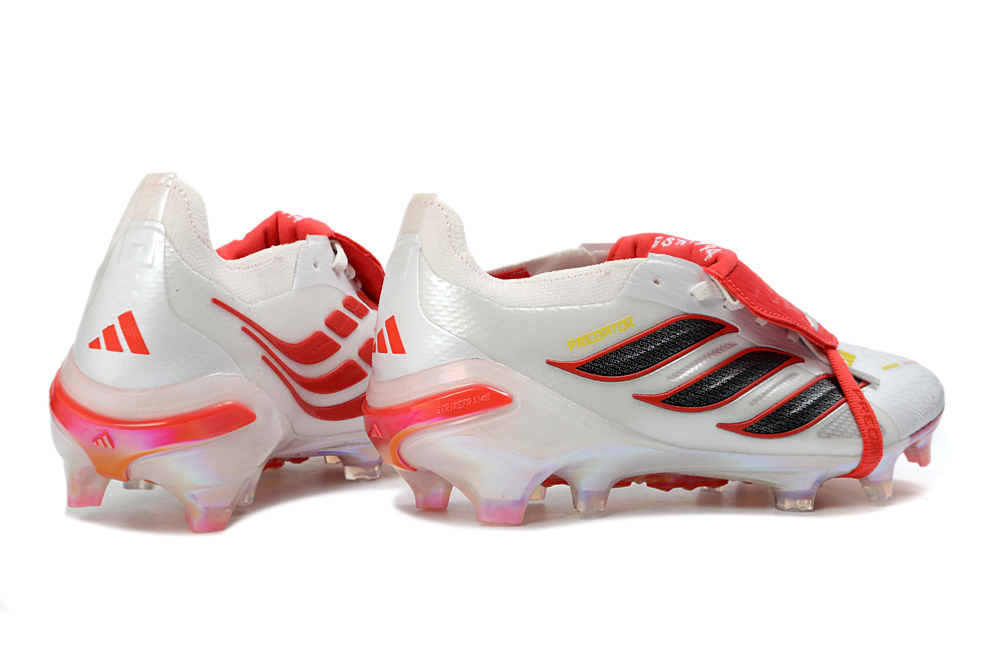 Chuteira Campo ADIDAS Predator Elite Tongue 26 FG
