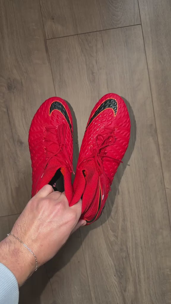 Chuteira Nike Hypervenom Phelon III DF SG (Trava Mista)